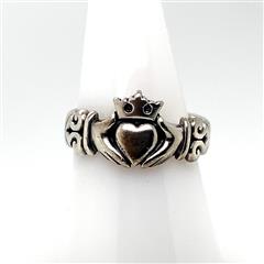 James Avery Retired Claddagh Sterling Silver Ring